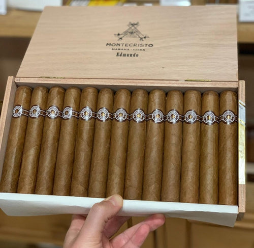 EDMUNDO CIGAR FROM MONTECRISTO (Single Cigar)