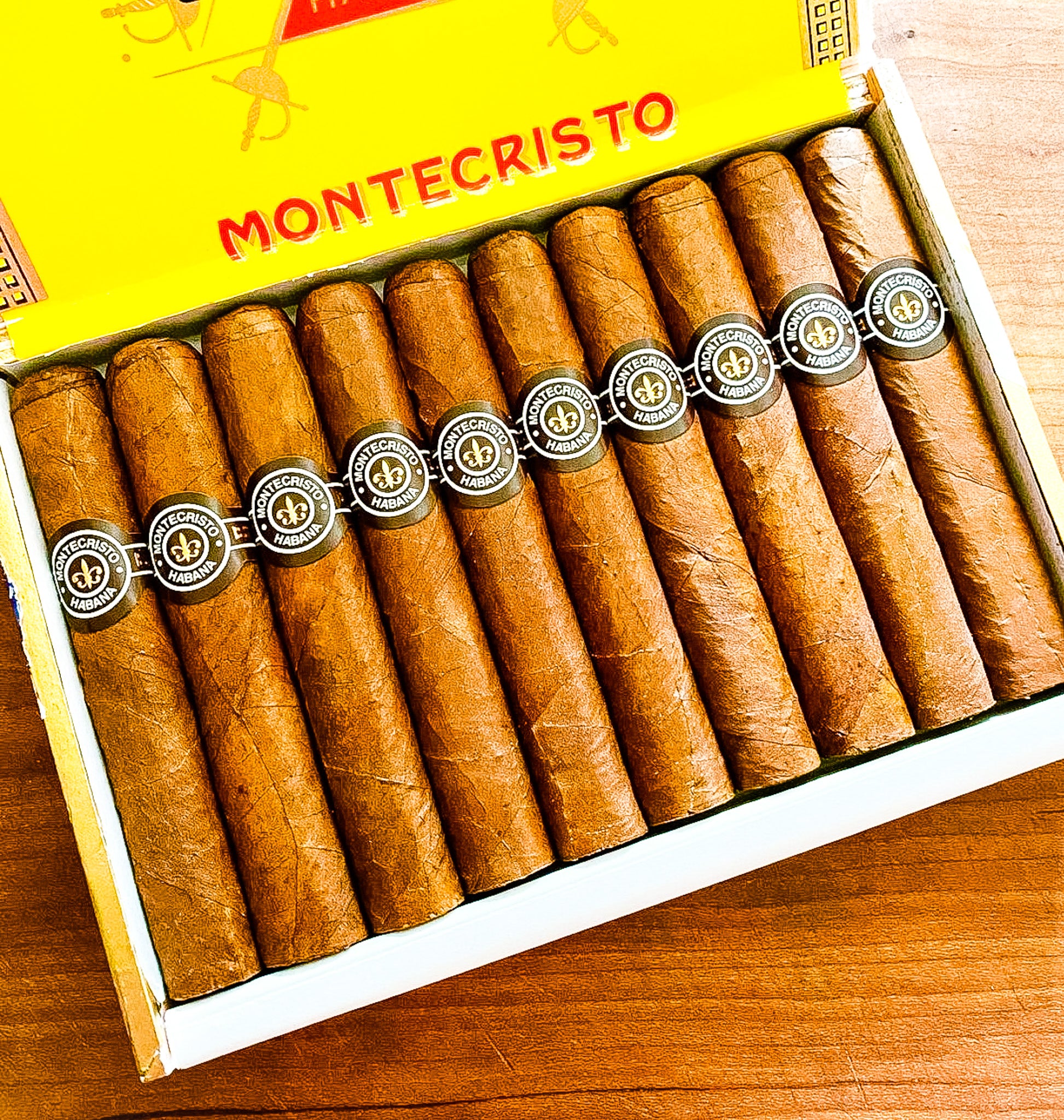 Montecristo No. 5 (Single Cigar) - www.cigarsindia.in